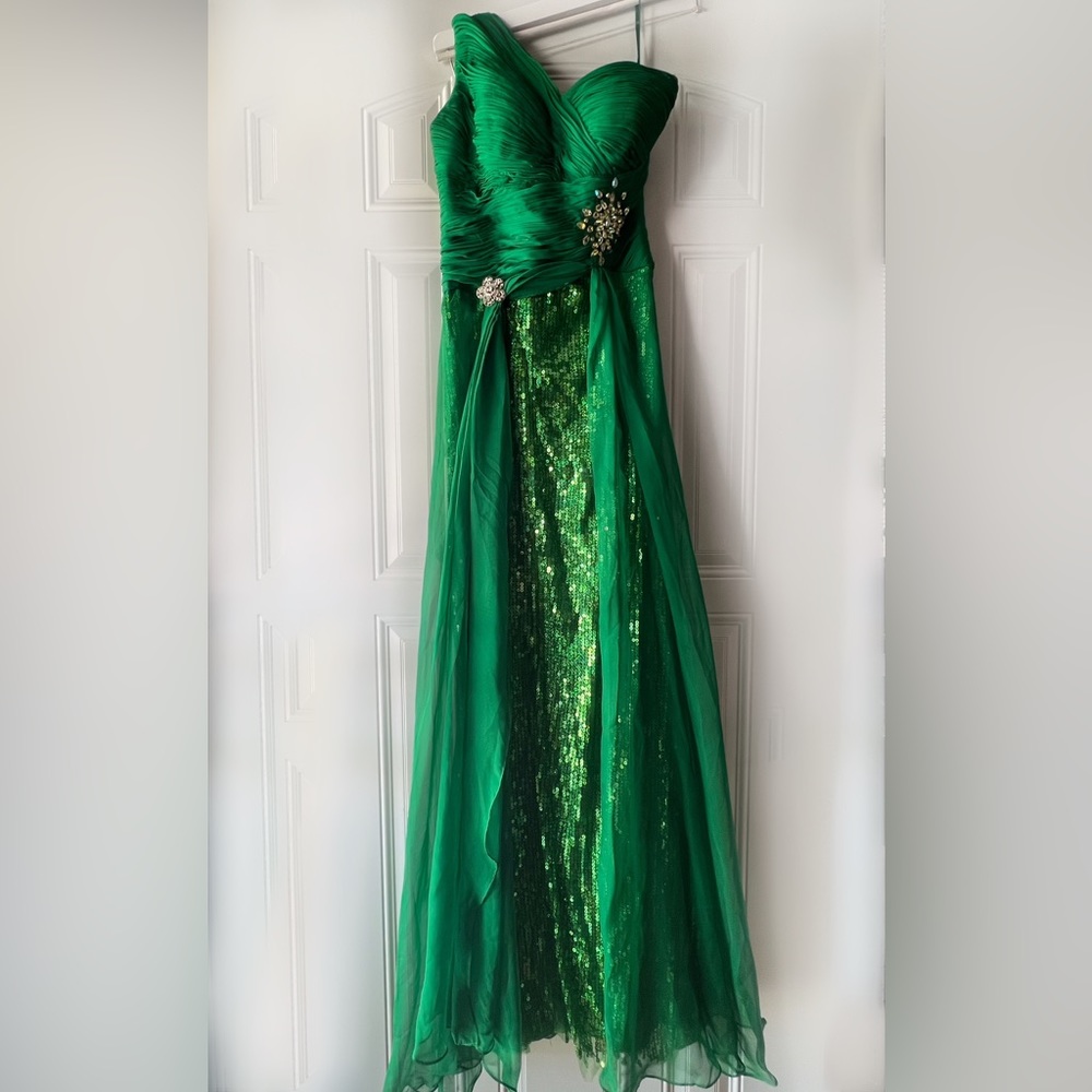 Green dress